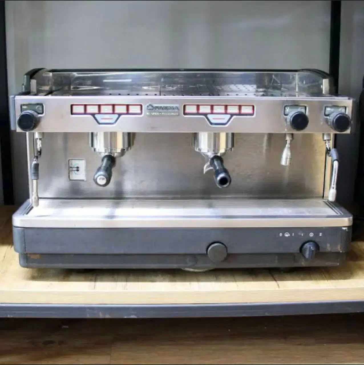 دستگاه اسپرسوساز صنعتی|کافیشاپ و رستوران|اهواز, گلستان|دیوار