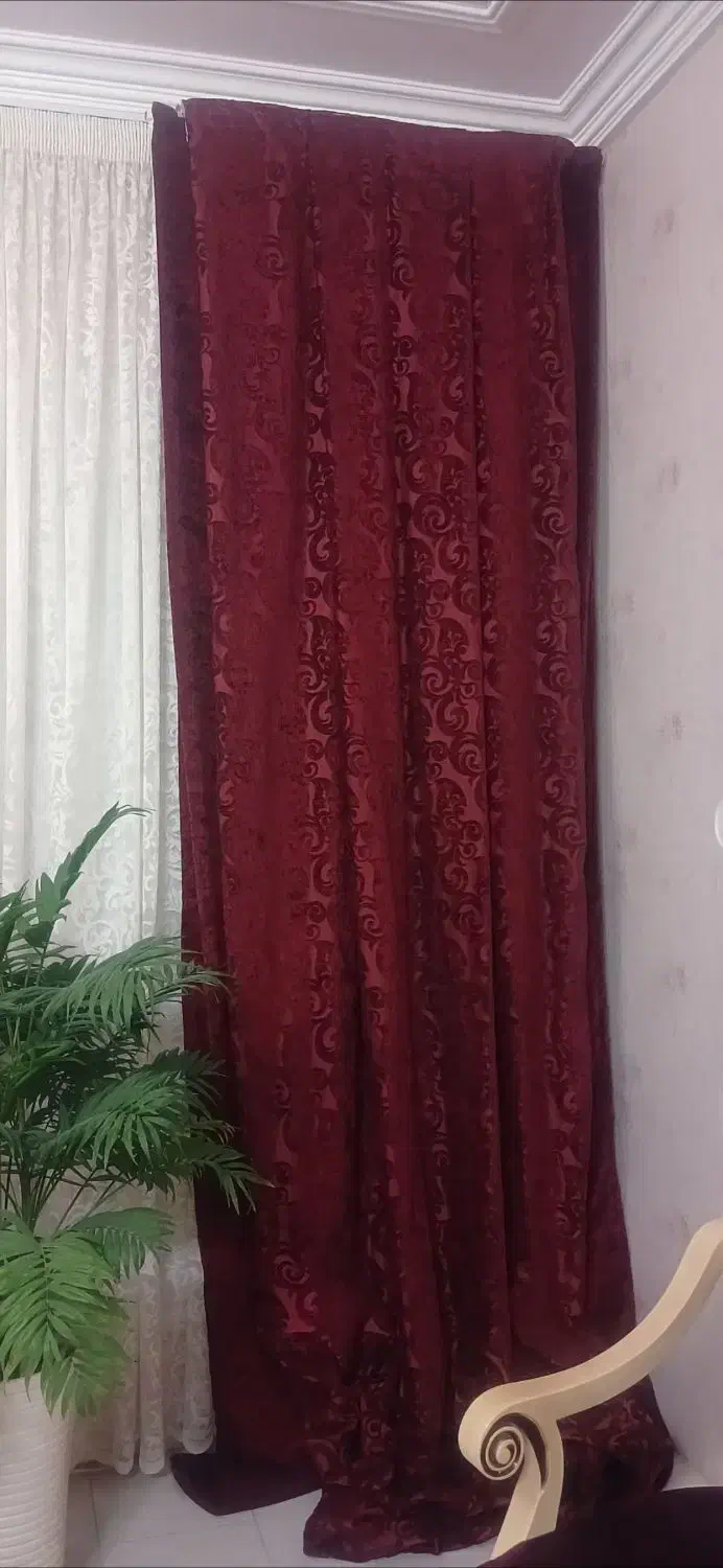 دستک پرده مخمل زرشکی درجه ۱ ترک در حد نو|پرده، رانر، رومیزی|قوچان, |دیوار