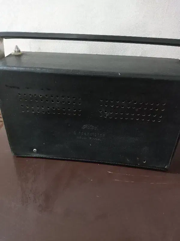 رادیو قدیمی|کلکسیون اشیاء عتیقه|کرج, کرج نو|دیوار