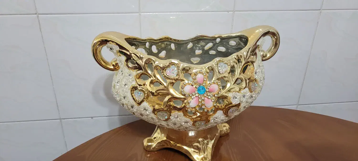 کشکول|ظروف سرو و پذیرایی|فردوس (خراسان), |دیوار