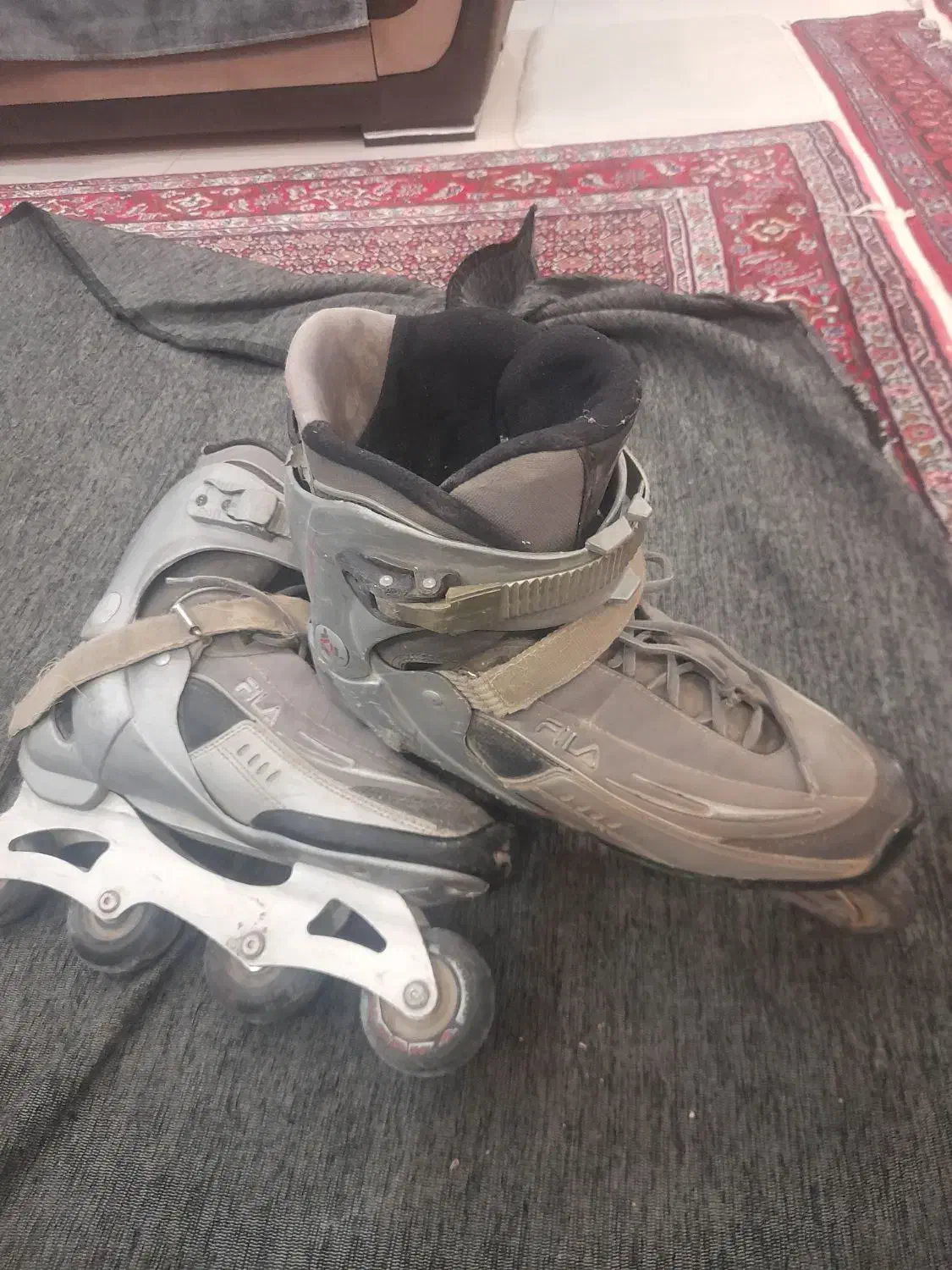 کفش اسکیت فیلا سالم|دوچرخه، اسکیت، اسکوتر|سنندج, |دیوار