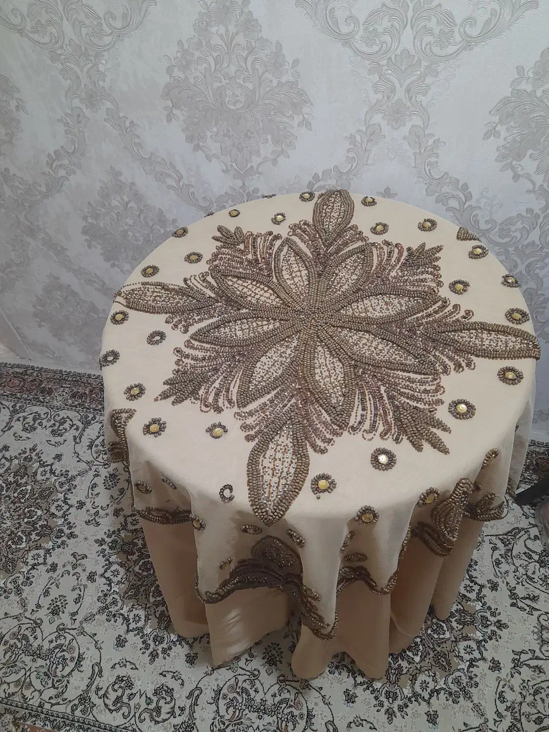 میز خاطره|کلکسیون اشیاء عتیقه|کرمانشاه, |دیوار