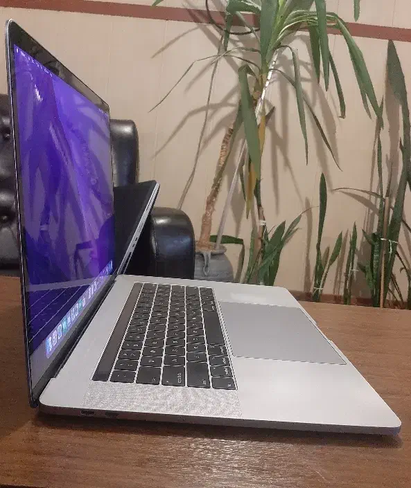 mac book pro|رایانه همراه|تهران, هفت حوض|دیوار