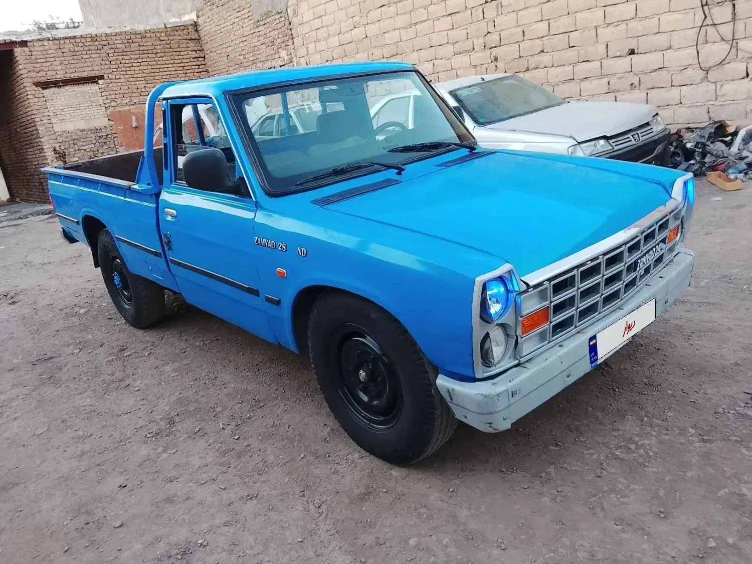 نیسان دیزل|خودرو سواری و وانت|دره شهر, |دیوار