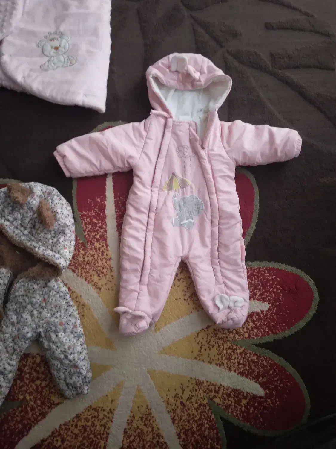 سه عدد سرهمی کودک|کفش و لباس بچه|پیشوا, |دیوار