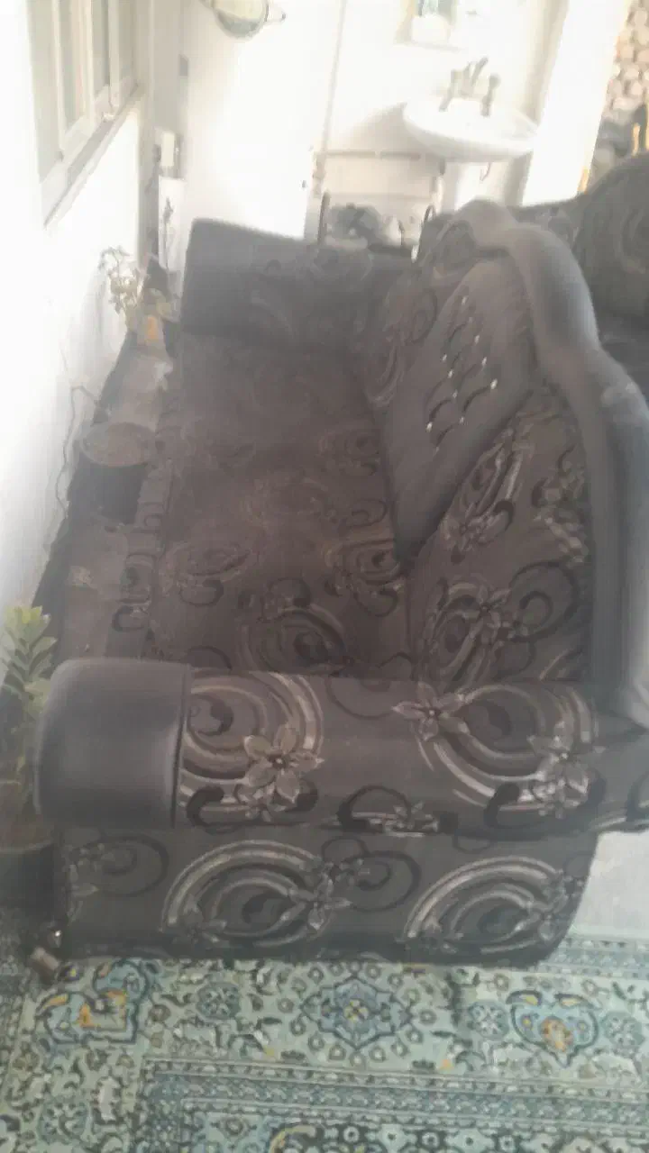 مبل ۵ نفره چرم|مبلمان خانگی و میز عسلی|بندر گز, |دیوار