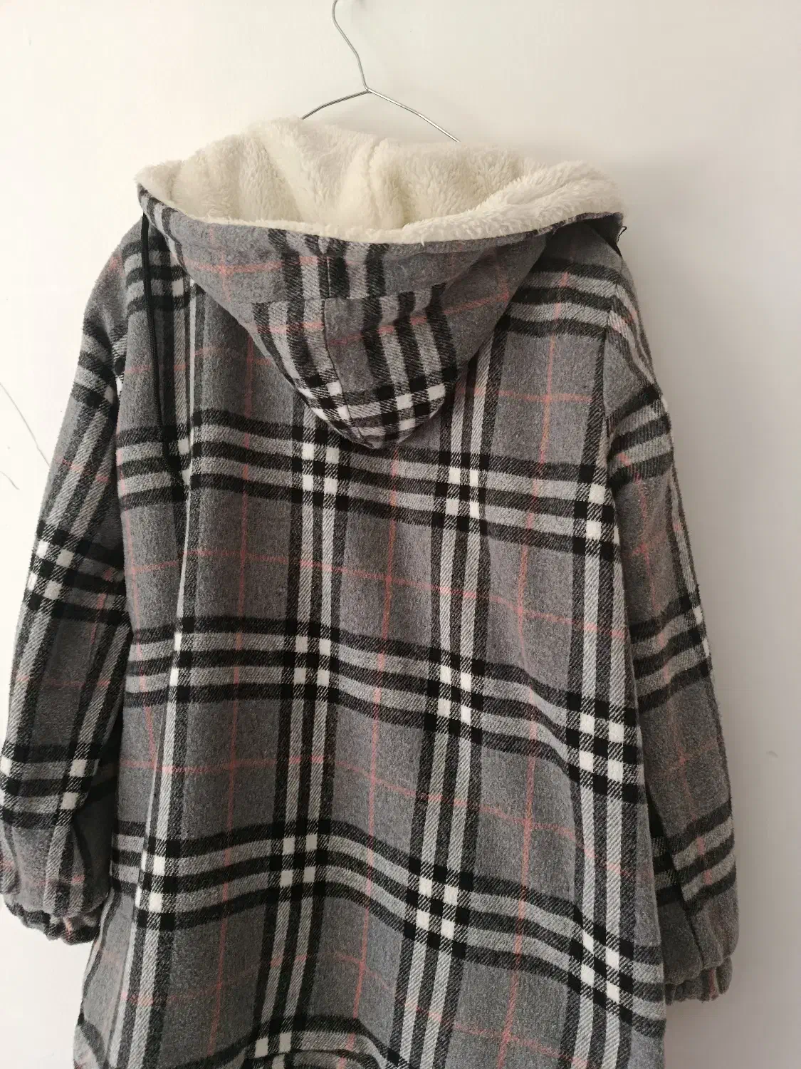 پالتو در حد نو|لباس|فارسان, |دیوار