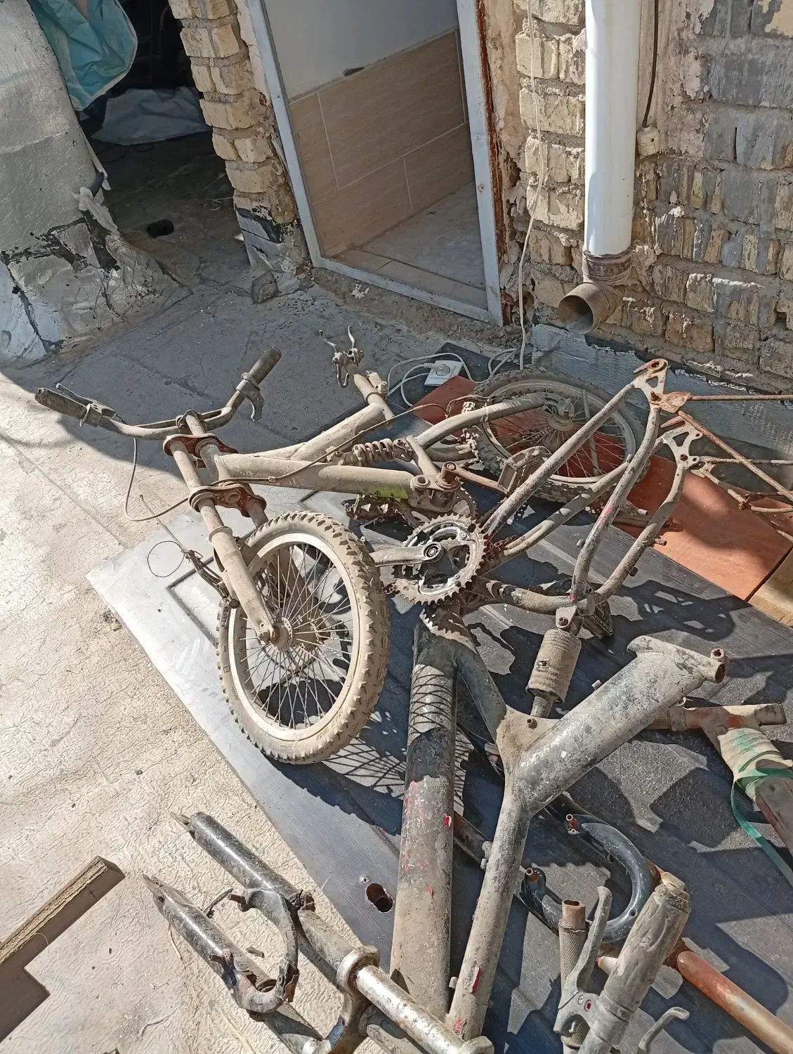 دوچرخه|دوچرخه، اسکیت، اسکوتر|شیراز, شهرک مهرگان|دیوار