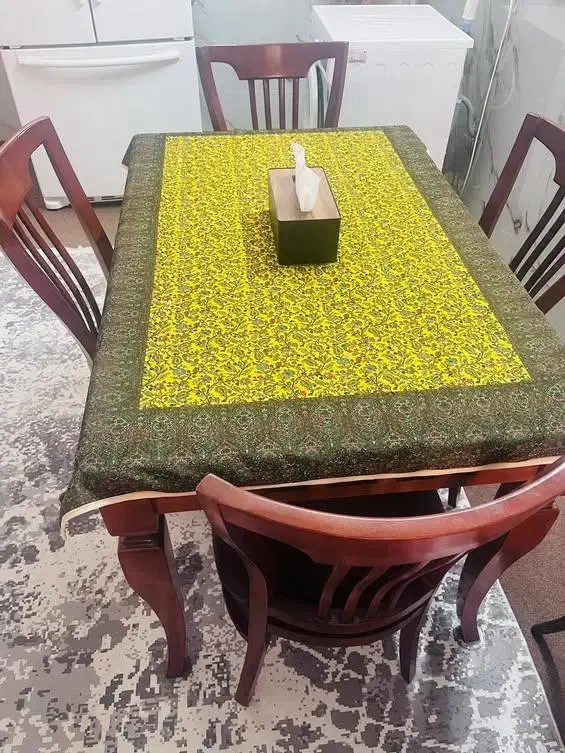 میز غذا خوری چهار نفره چوبی|میز و صندلی غذاخوری|لنجان, |دیوار