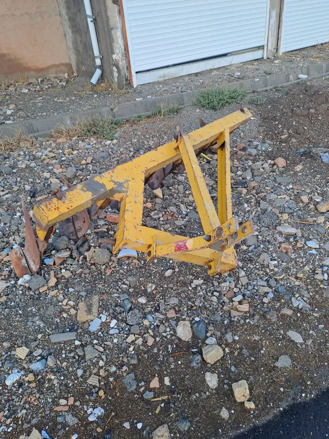 تعدادی لوازم کشاورزی|ماشینآلات صنعتی|زرین دشت (همدان), |دیوار