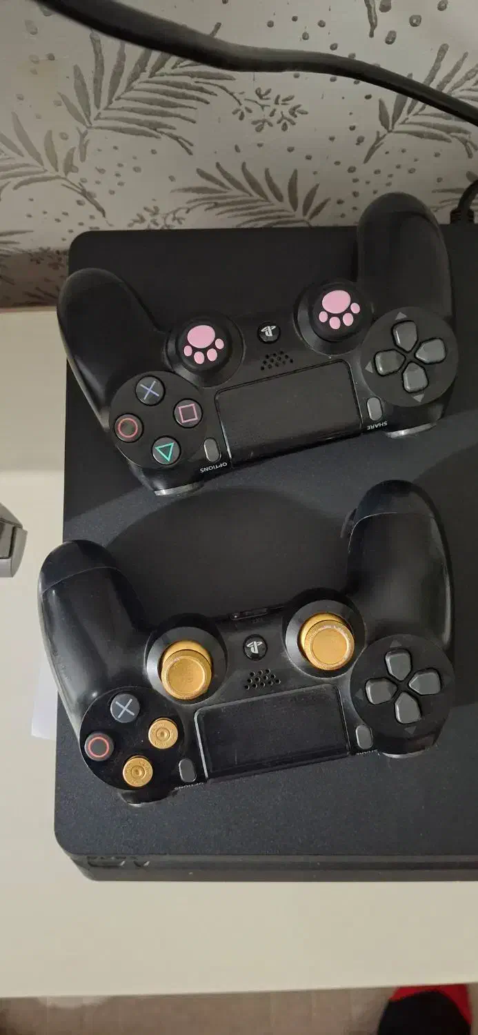 ps4 اسلیم یک ترابایت ۲ دسته|کنسول، بازی ویدئویی و آنلاین|اردبیل, |دیوار