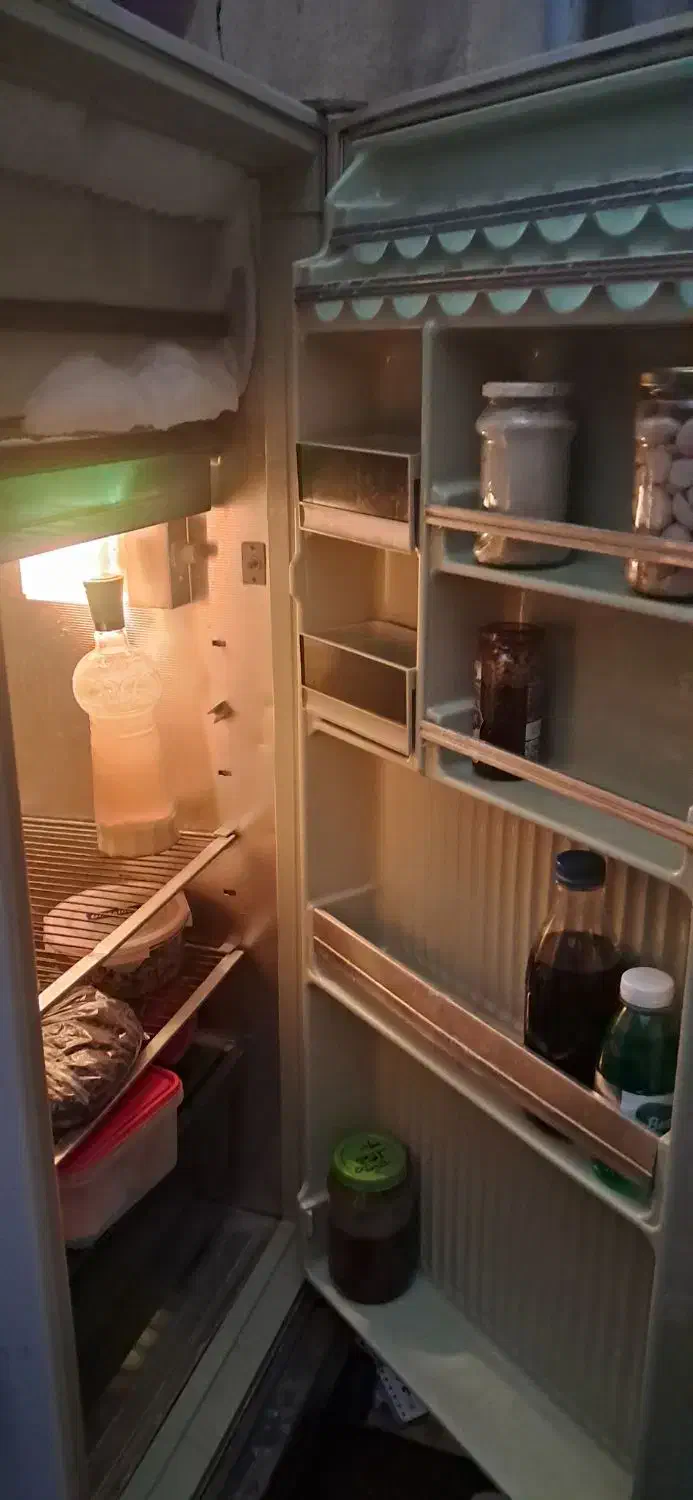 یخچال قدیمی سالم pilco|یخچال و فریزر|طالقان, |دیوار