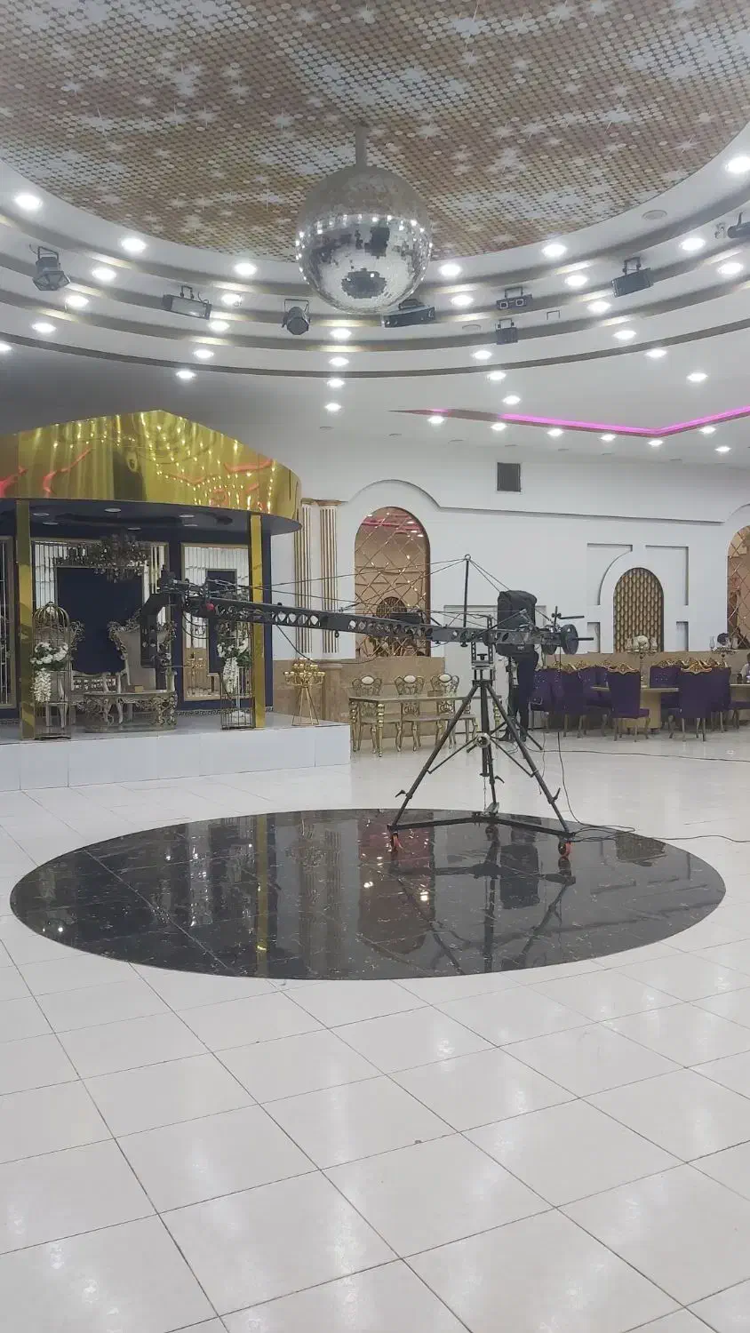 کرین طرح سکسد ۴ و نیم و ۶ متری|دوربین عکاسی و فیلمبرداری|کرمانشاه, |دیوار