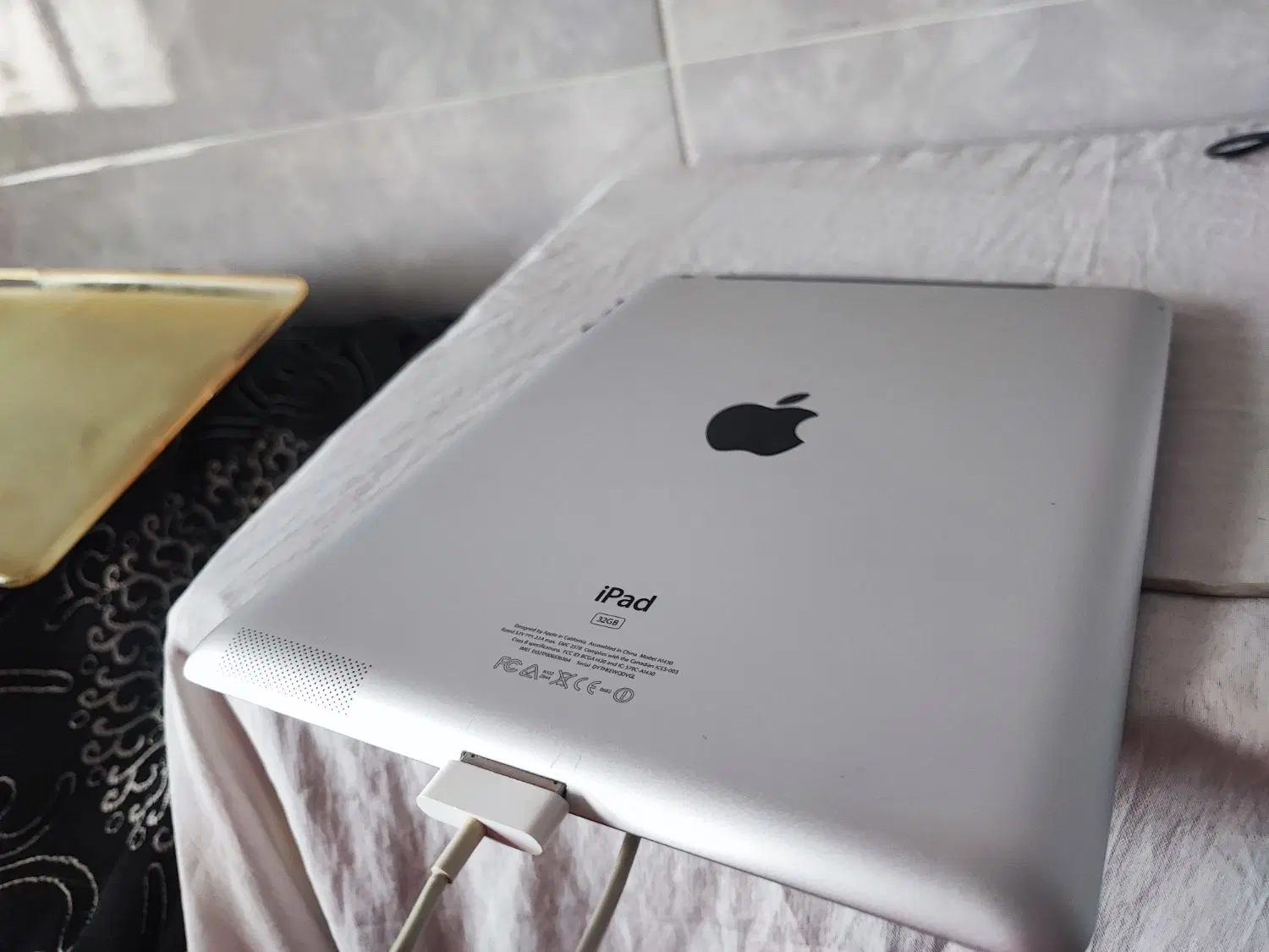 iPad 3 32g  خاموش|تبلت|ارومیه, |دیوار
