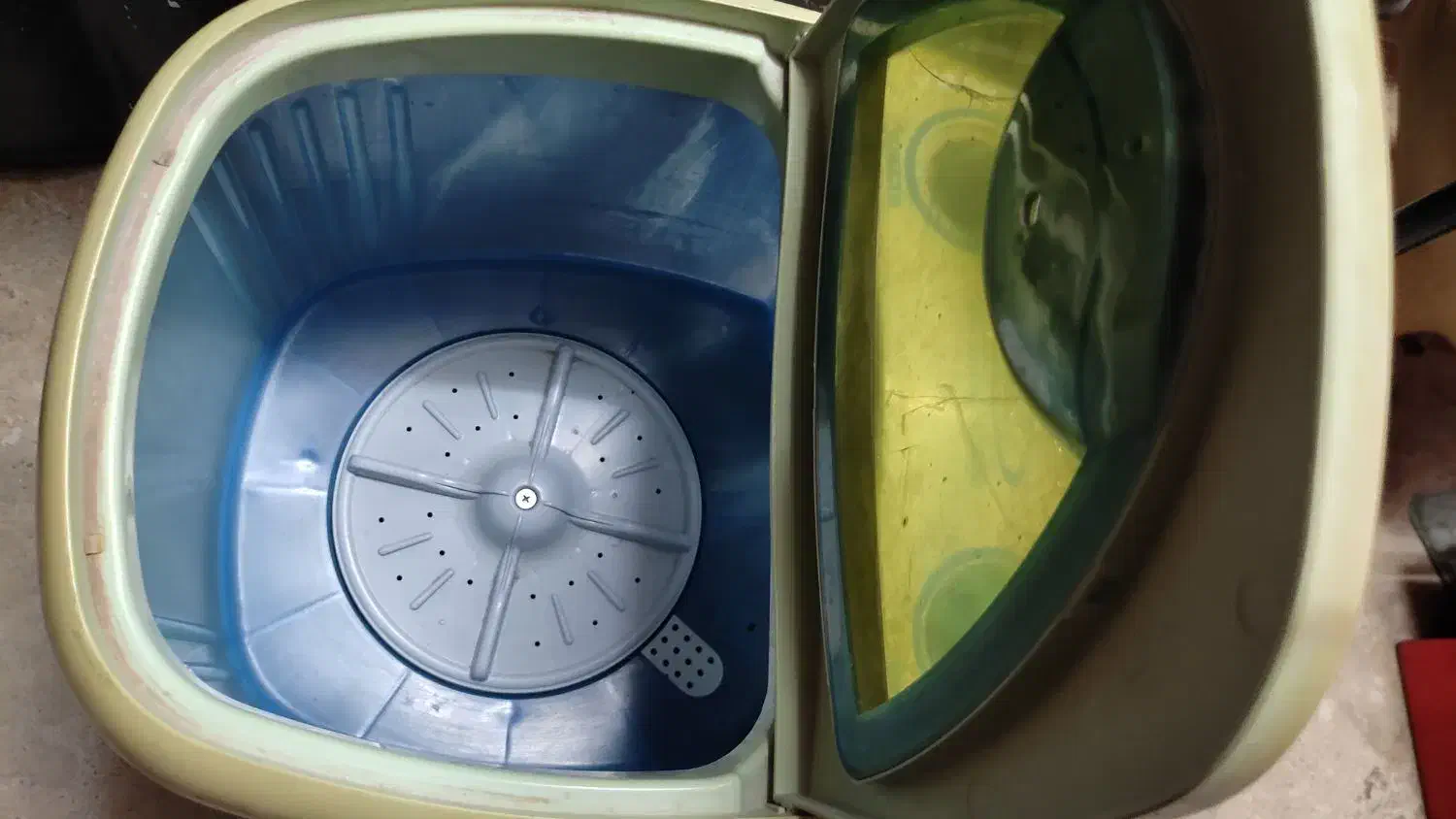 مینی واش بسیار نو و تمیز|ماشین لباسشویی و خشک‌کن لباس|کاشان, مفتح|دیوار