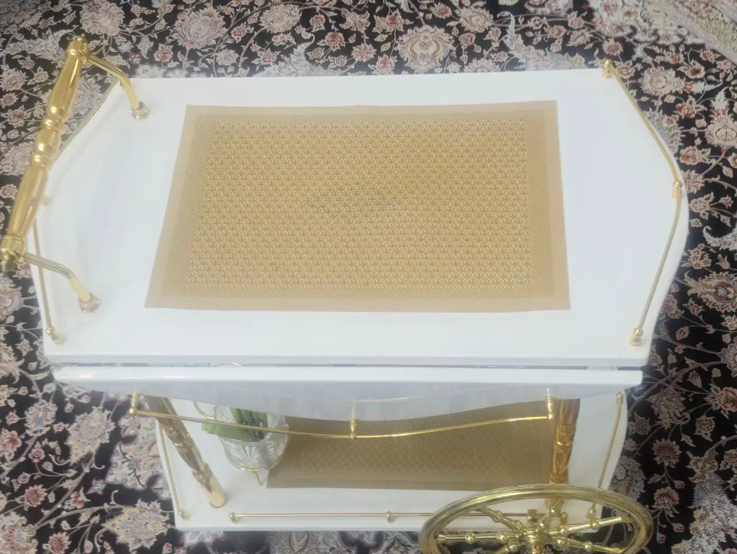 میز بار اماراتی رنگ سفید مدل بالدار|مبلمان خانگی و میز عسلی|تهران, استاد معین|دیوار