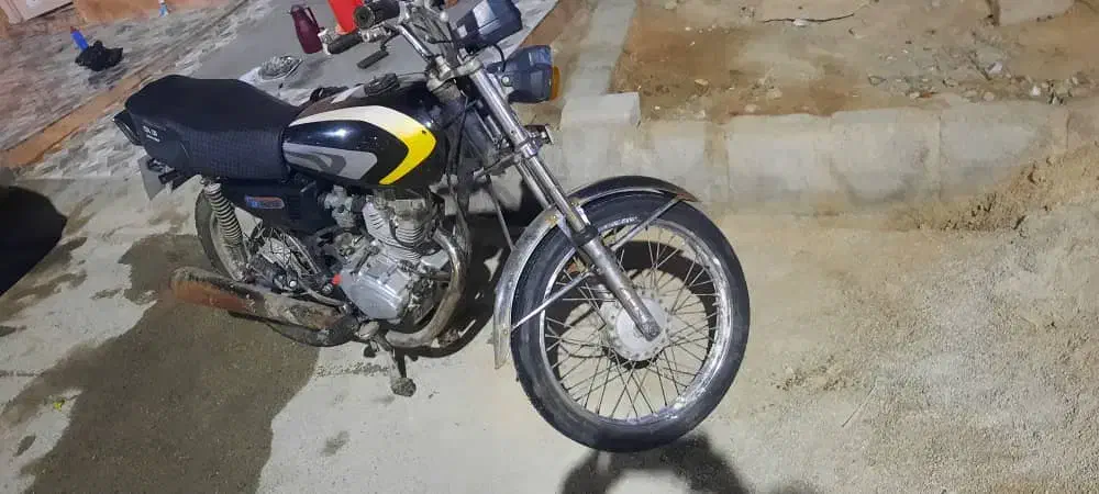 مدل ۸۴|موتورسیکلت|بندر امام خمینی, |دیوار