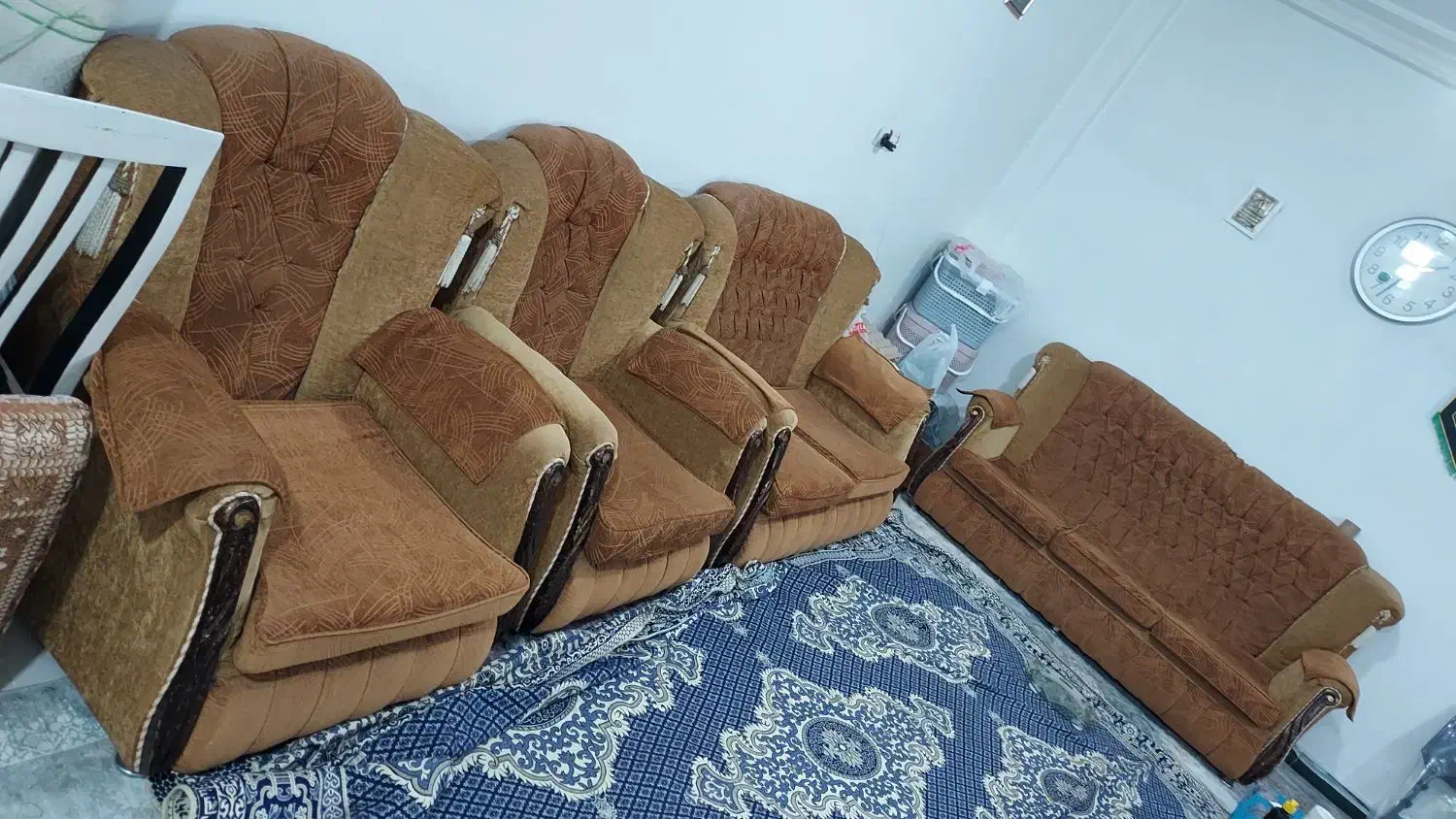 مبل هفت نفره مبل ۷نفره بهمراه گل میز|مبلمان خانگی و میز عسلی|اهواز, سخیریه|دیوار