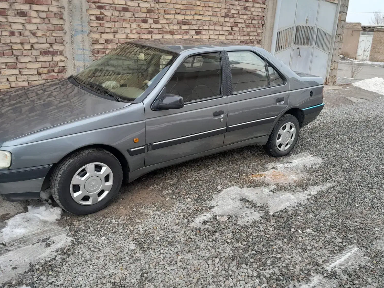 پژو ۴۰۵|خودرو سواری و وانت|جلفا, |دیوار