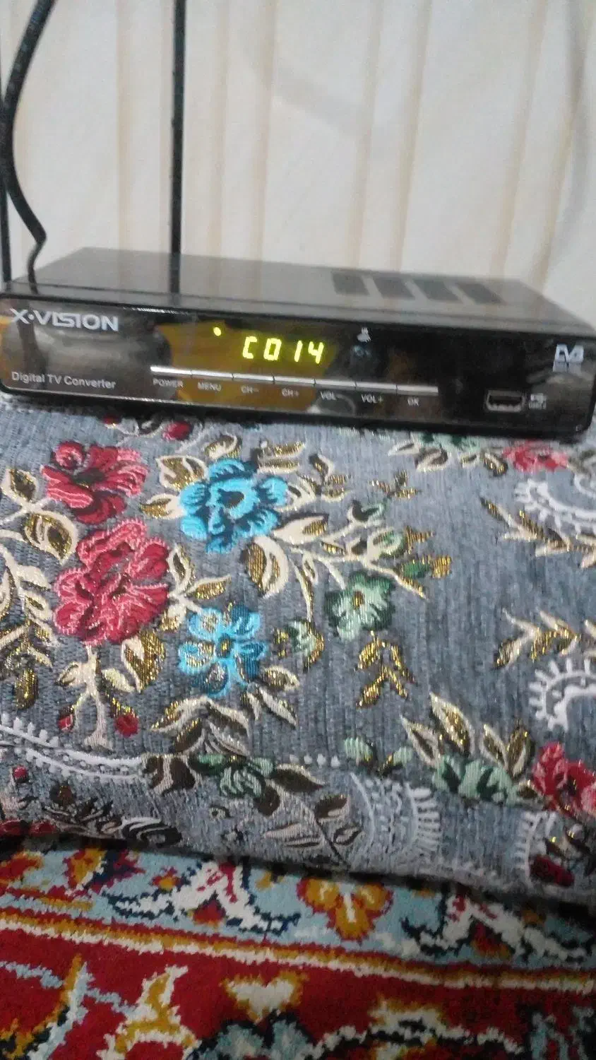 دو عدد گیرنده|صوتی و تصویری|شوشتر, |دیوار