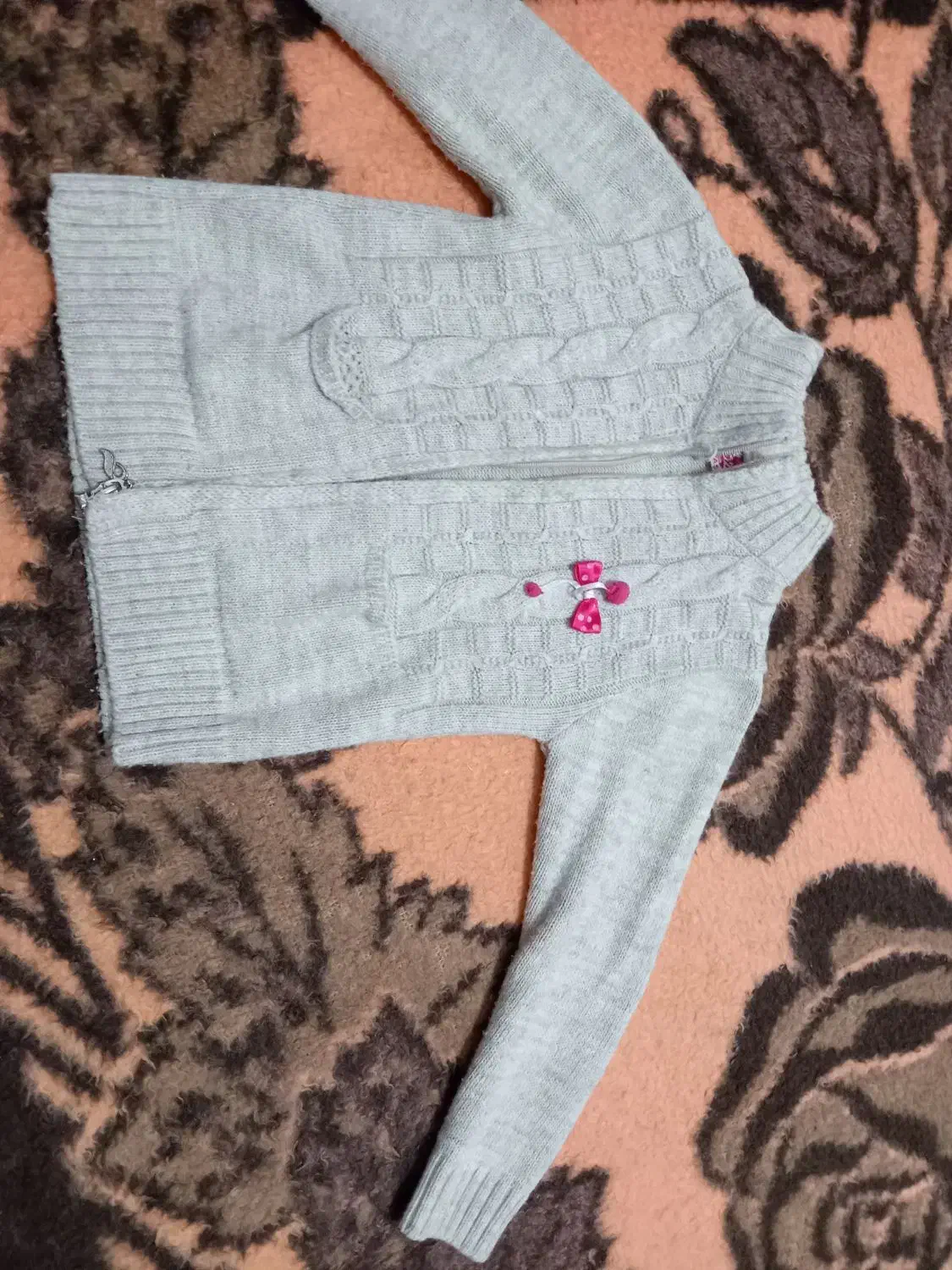 بافت دخترانه|لباس|خوی, |دیوار