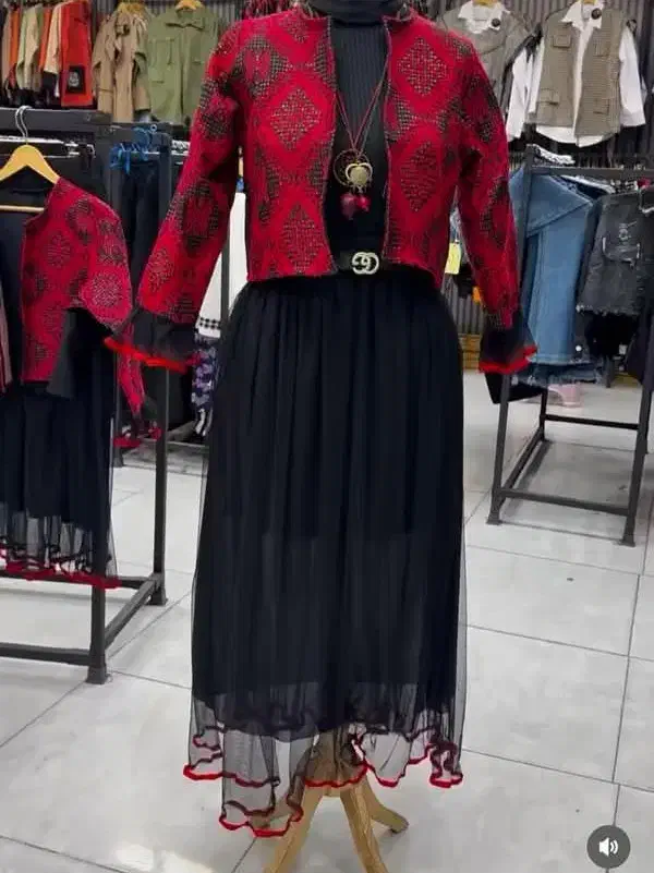 لباس یلدایی زنانه|لباس|پرند, فاز ۶|دیوار