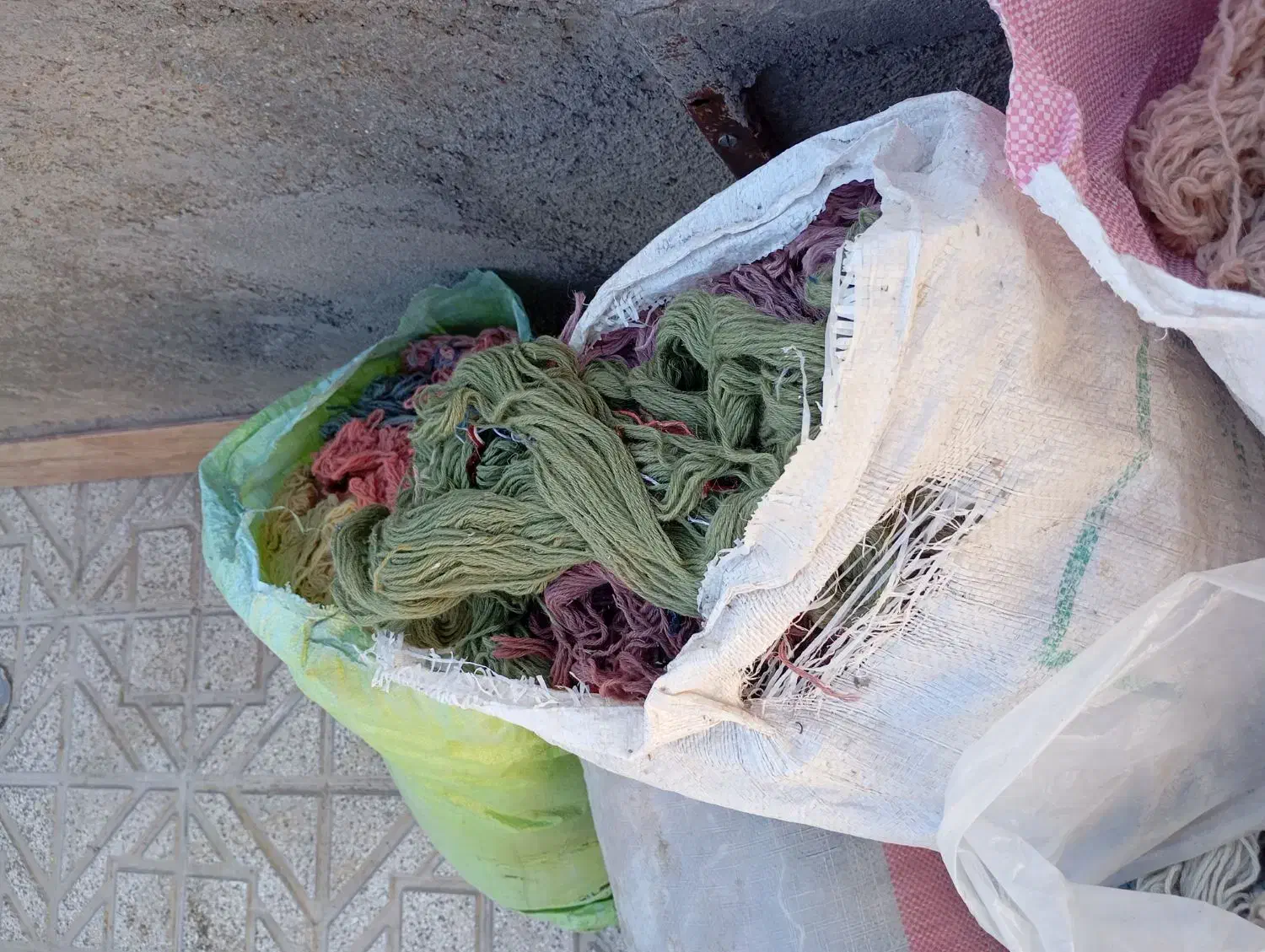 نخ قالی بافی|لوازم خیاطی و بافتنی|نیشابور, میدون بار|دیوار