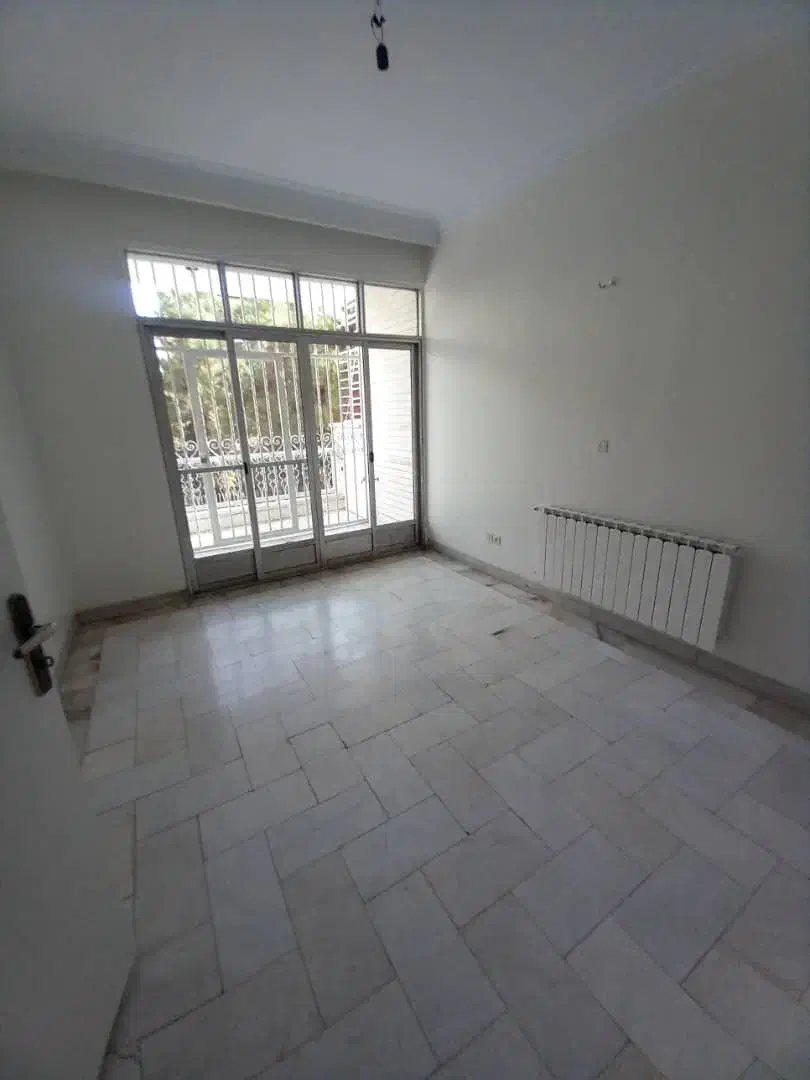 شیراز جنوب برزیل غربی ۲۰۰متر ۳خواب