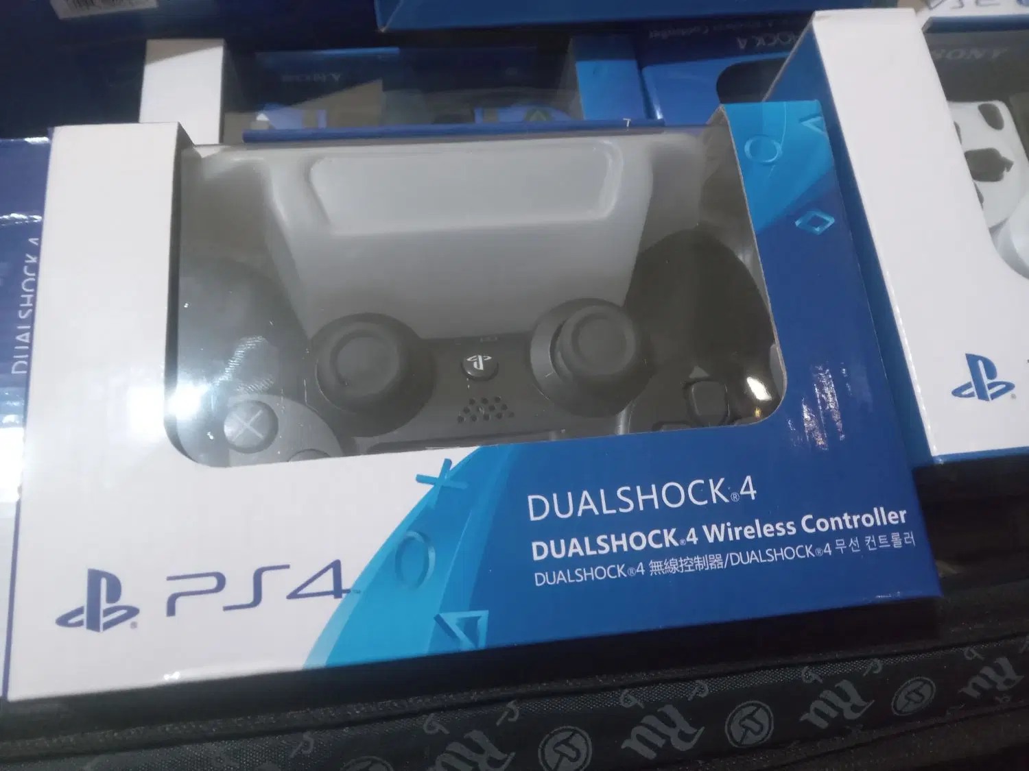 دسته ps4|کنسول، بازی ویدئویی و آنلاین|اهواز, شهرک رزمندگان|دیوار