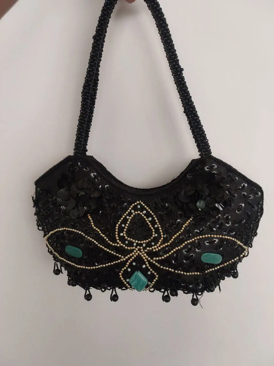 کیف مهره دوزی|کیف، کفش، کمربند|شیراز, چوگیاه|دیوار