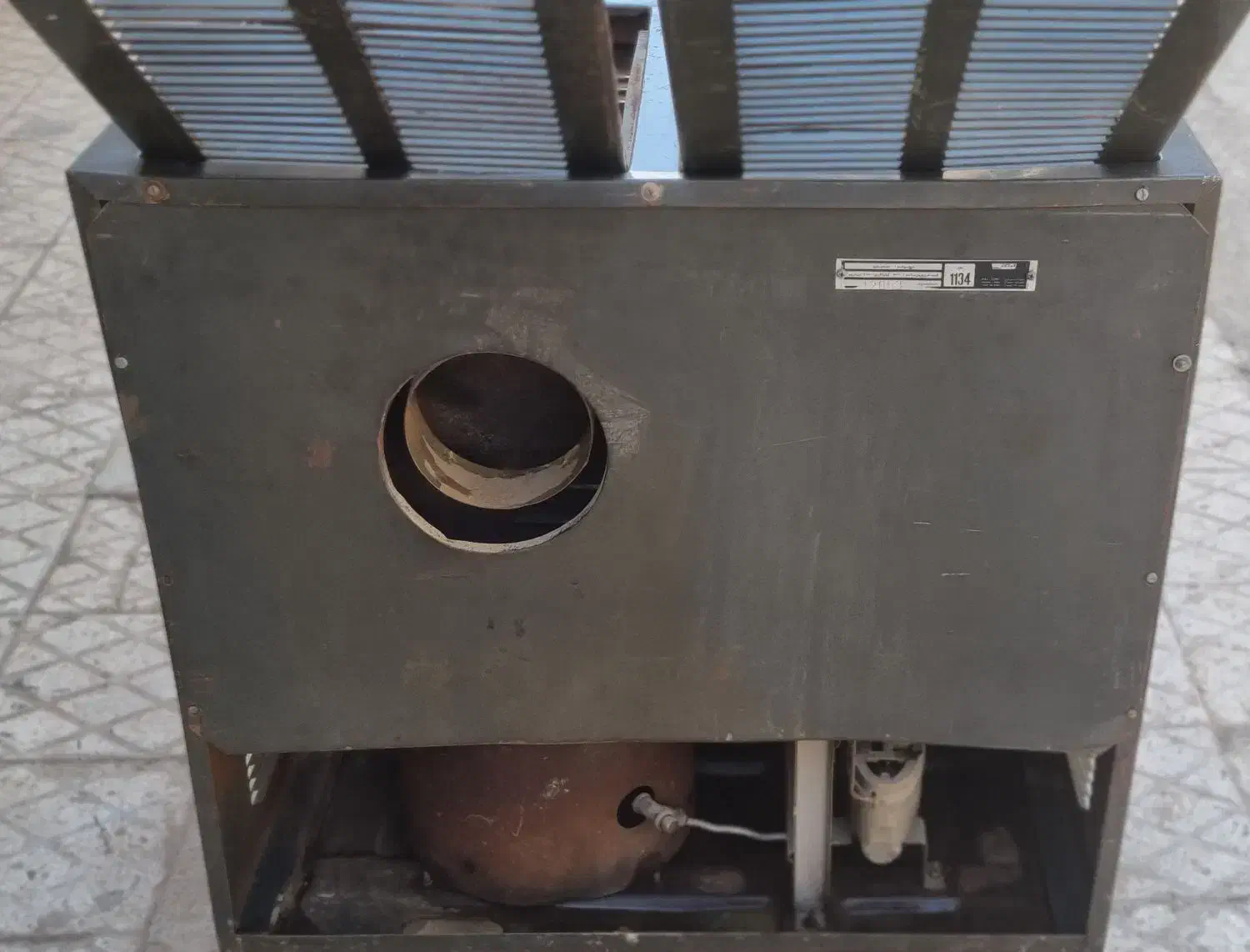 بخاری نفتی باکیفیت قدیمی|بخاری، هیتر، شومینه|پاکدشت, خاتون آباد|دیوار