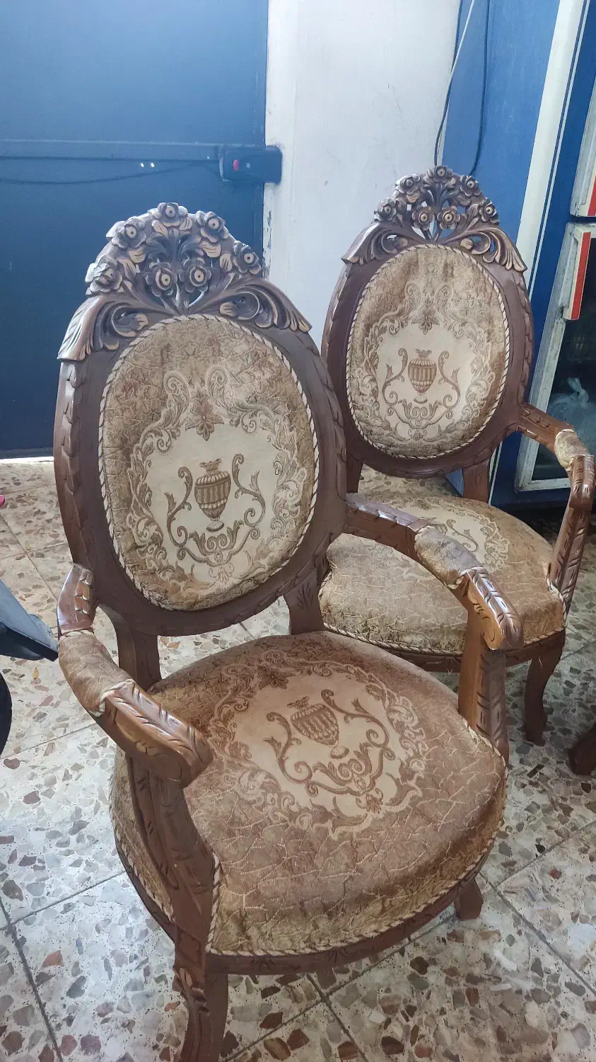 مبل سلطنتی|مبلمان خانگی و میز عسلی|ساری, |دیوار