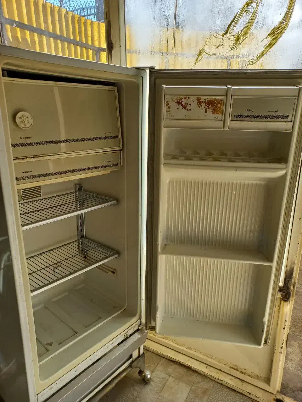 یخچال ارج سالم|یخچال و فریزر|لنجان, |دیوار