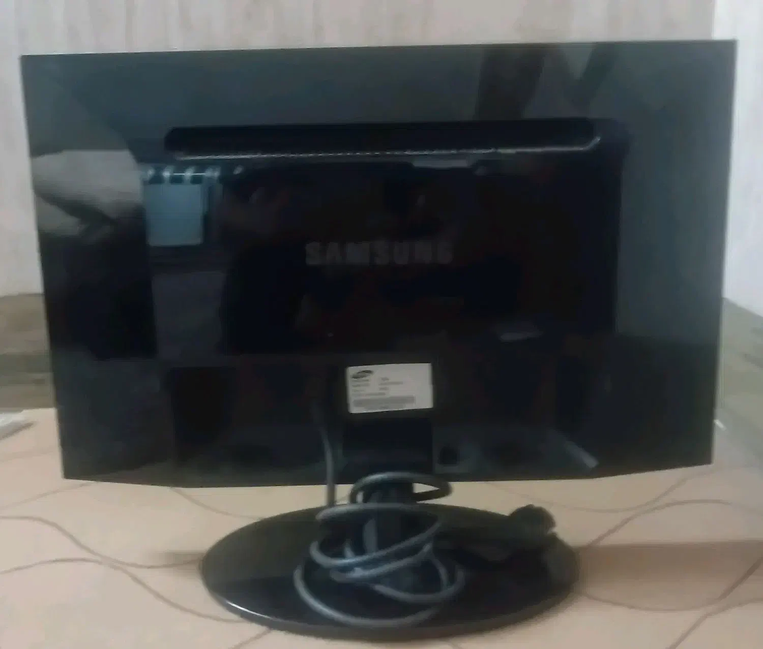 ۳ عدد مانیتور ۲۲ اینچ در حد نو کیفیت عالی|قطعات و لوازم جانبی رایانه|گنبد کاووس, |دیوار