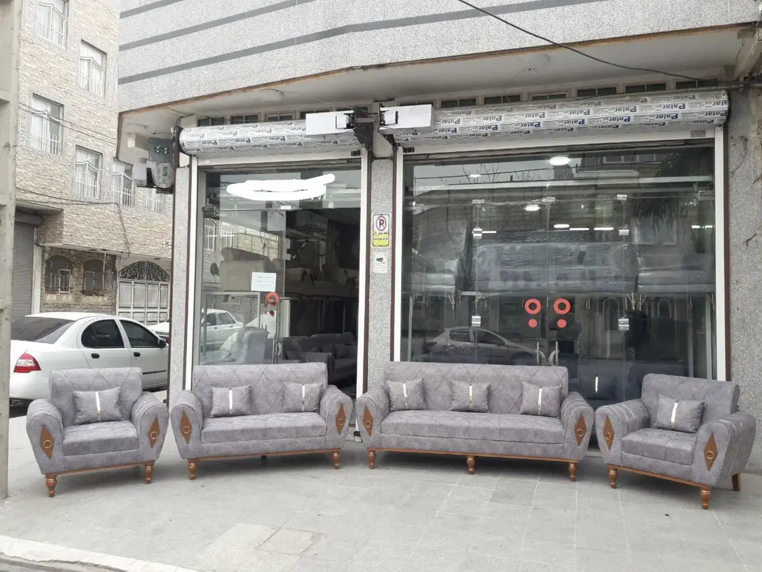 رنگبندی متنوع پایه فلز وچوب/*مبل 7نفره راحتـی|مبلمان خانگی و میز عسلی|قم, نیروگاه|دیوار