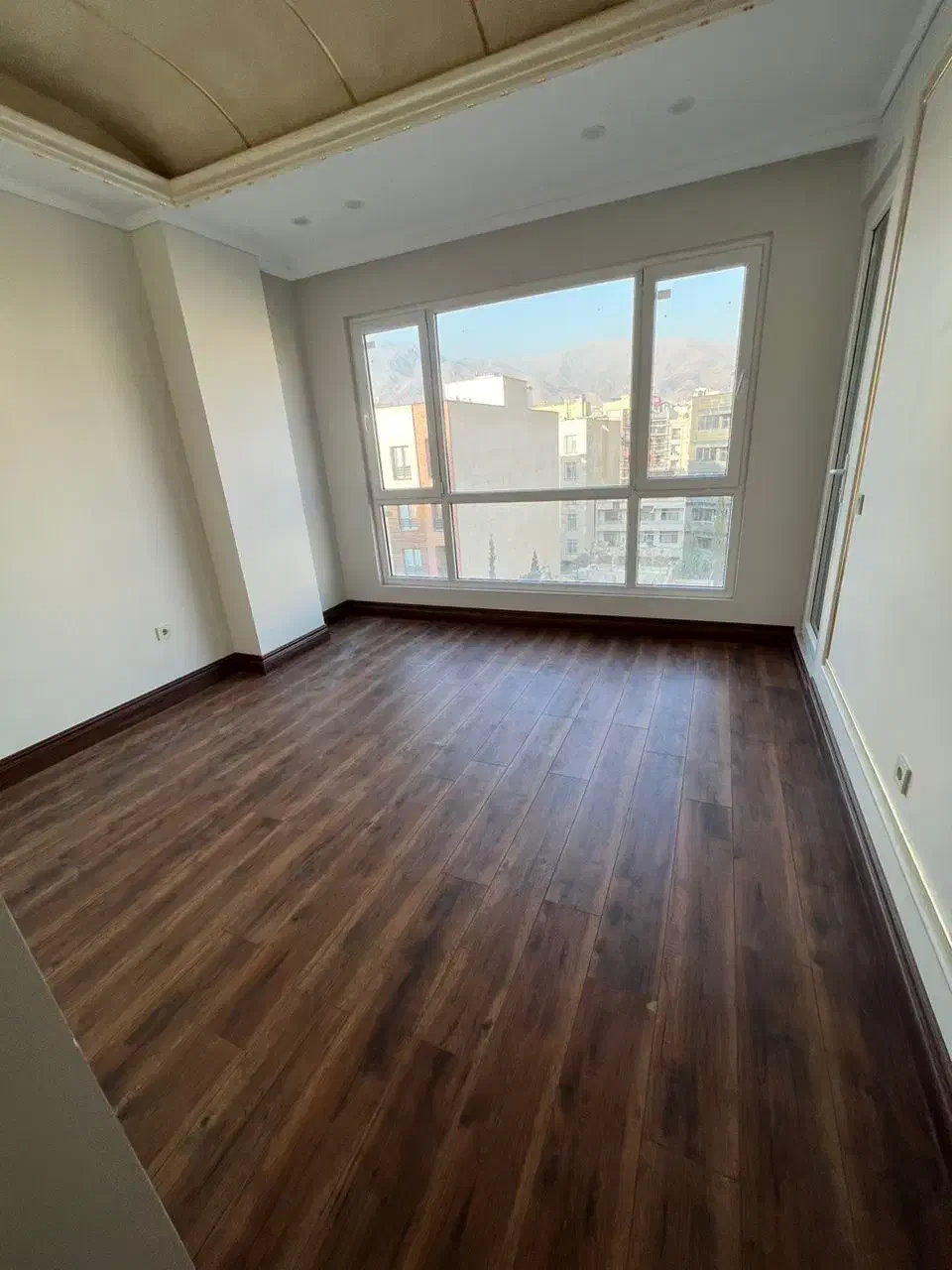 اجاره ۲۶۰متر دروس(۲p-فول مشاعات)فایل شخصی-بی نظیر