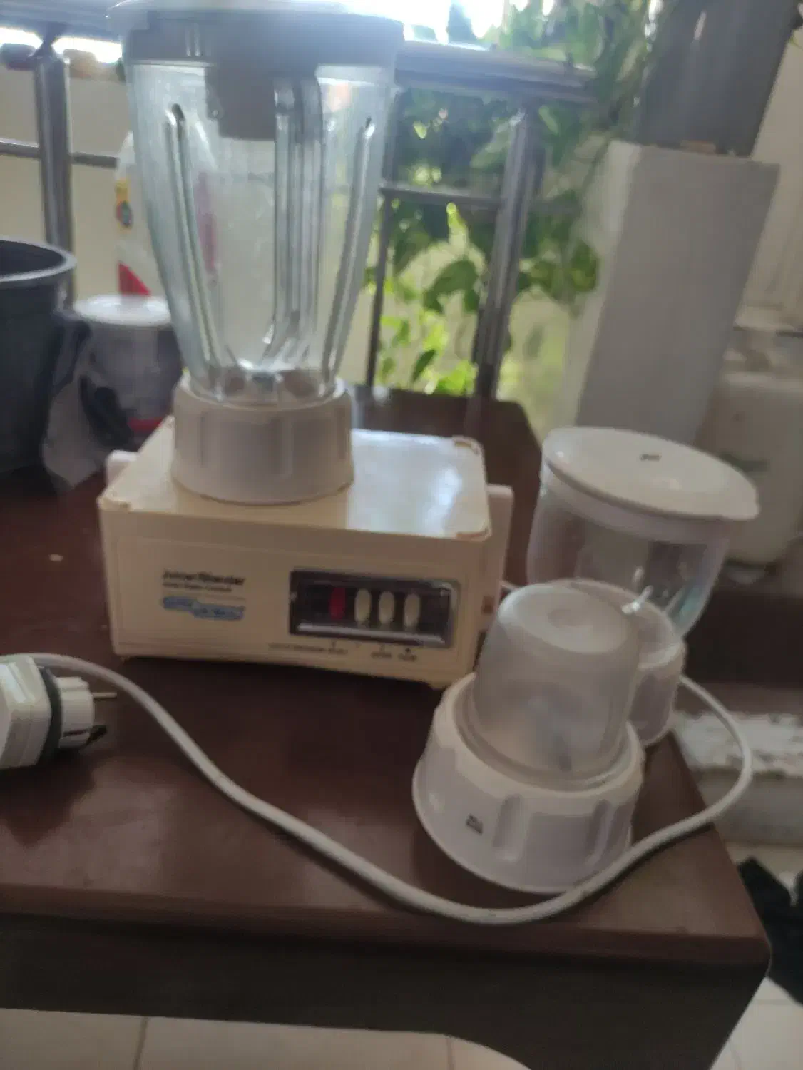 آبمیوه گیری|آبمیوه‌گیر و آب‌مرکبات‌گیر|شیراز, ریاستی|دیوار