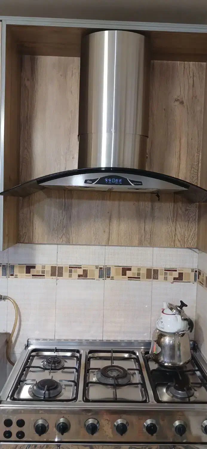 هود بیتا|هود|فردیس, نگارستان|دیوار