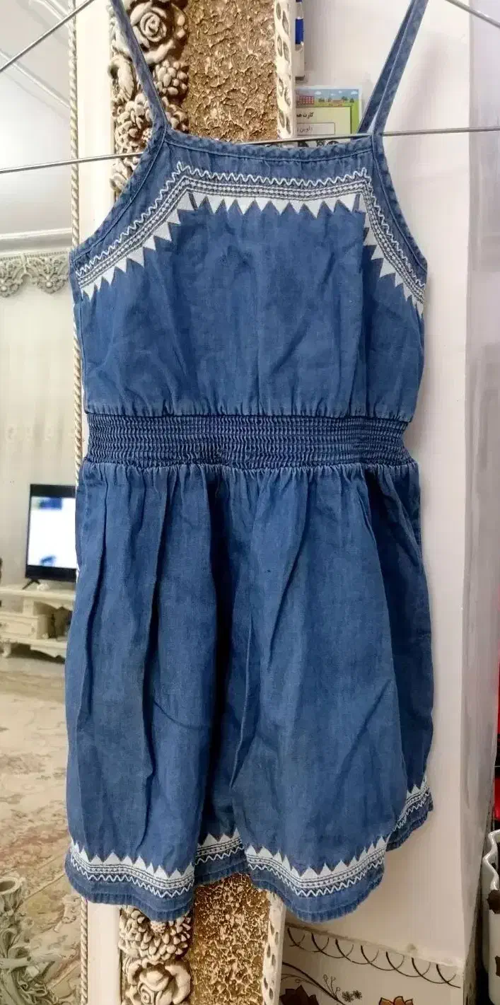 13تکه لباس مناسب 3الی 4سال در حدنو قیمت مناسب|کفش و لباس بچه|تهران, فلسطین (میدان انقلاب)|دیوار