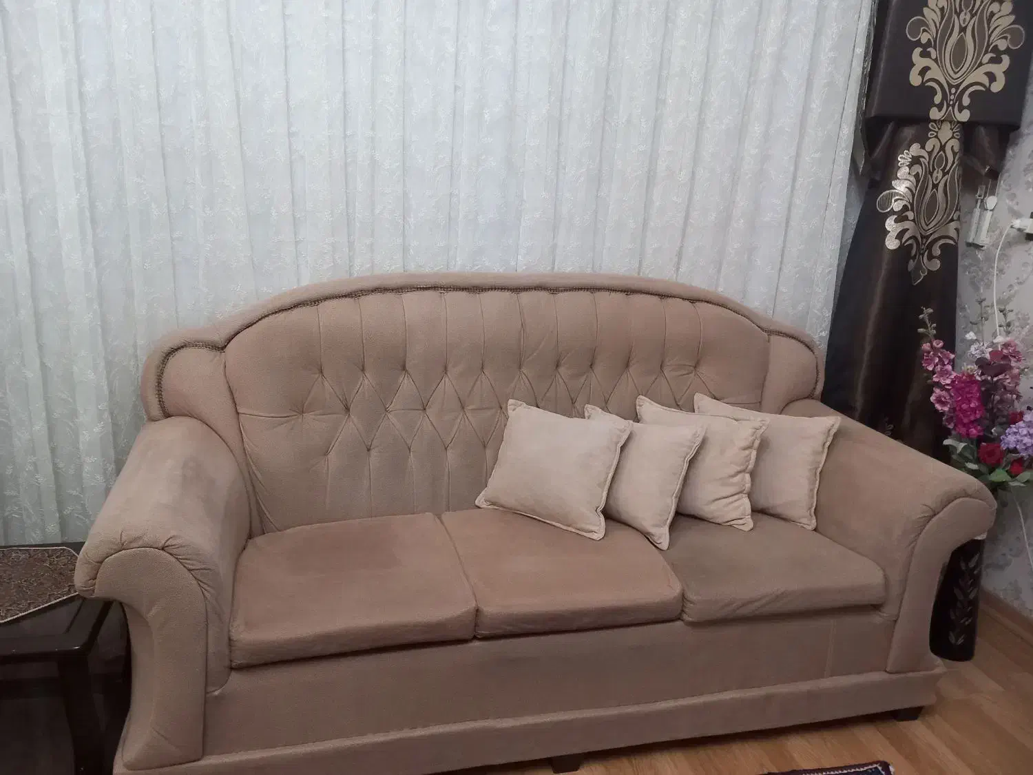 مبل ۷نفره با میز جلو ودوتاعسلی|مبلمان خانگی و میز عسلی|اردبیل, |دیوار