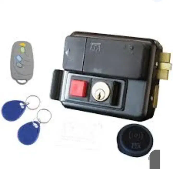 نصب انواع قفل های امنیتی ،گاوصندوقی،دربهای ورودی|خدمات پیشه و مهارت|شیراز, عفیف‌آباد|دیوار