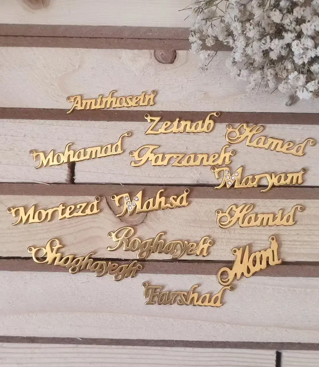 گردنبند. اسم فقط اسامی که گذاشتم موجوده و ساعت مچی|بدلیجات|بیرجند, |دیوار