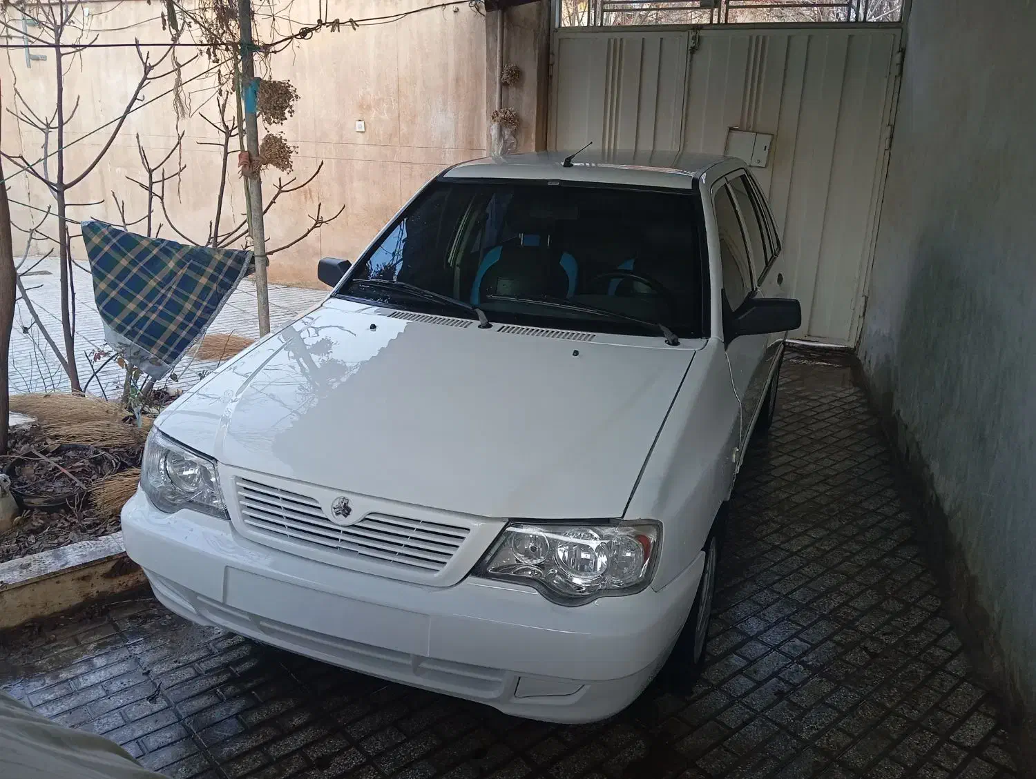 ۱۱۱ مدل ۹۳|خودرو سواری و وانت|تربت‌حیدریه, پائین ولایت|دیوار