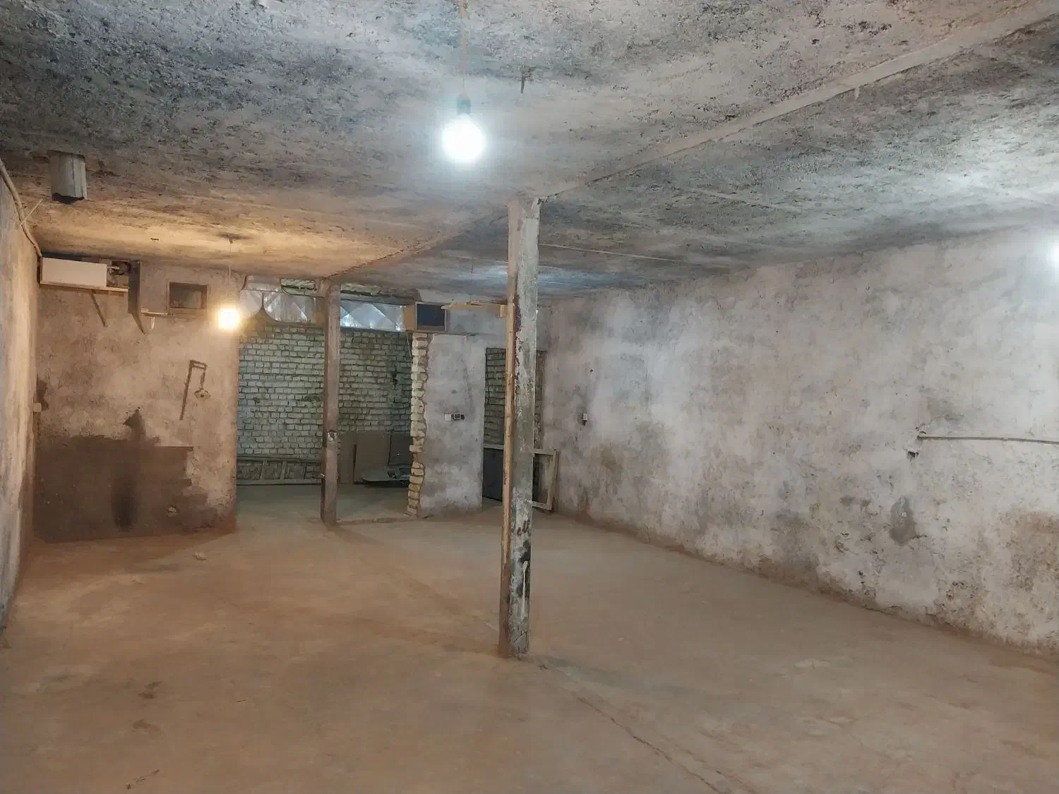 کارگاه یا انبار|اجارهٔ مغازه و غرفه|اراک, |دیوار