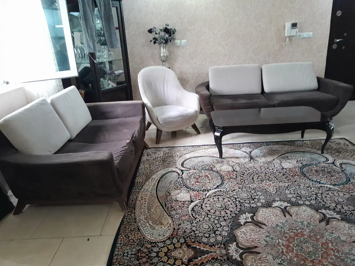 مبل۶نفره اسپرت وجلومبلی|مبلمان خانگی و میز عسلی|رشت, کوی مهر|دیوار