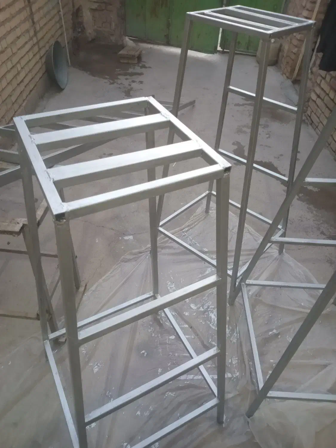 ساخت چهارپایه و نردبان و منقل|عمدهفروشی|دزفول, |دیوار