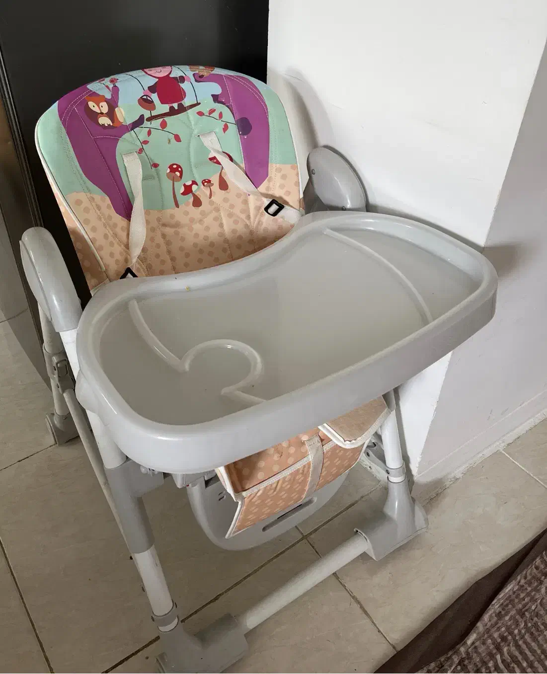 صندلی غذا کودک|تخت و صندلی بچه|کنارک, |دیوار