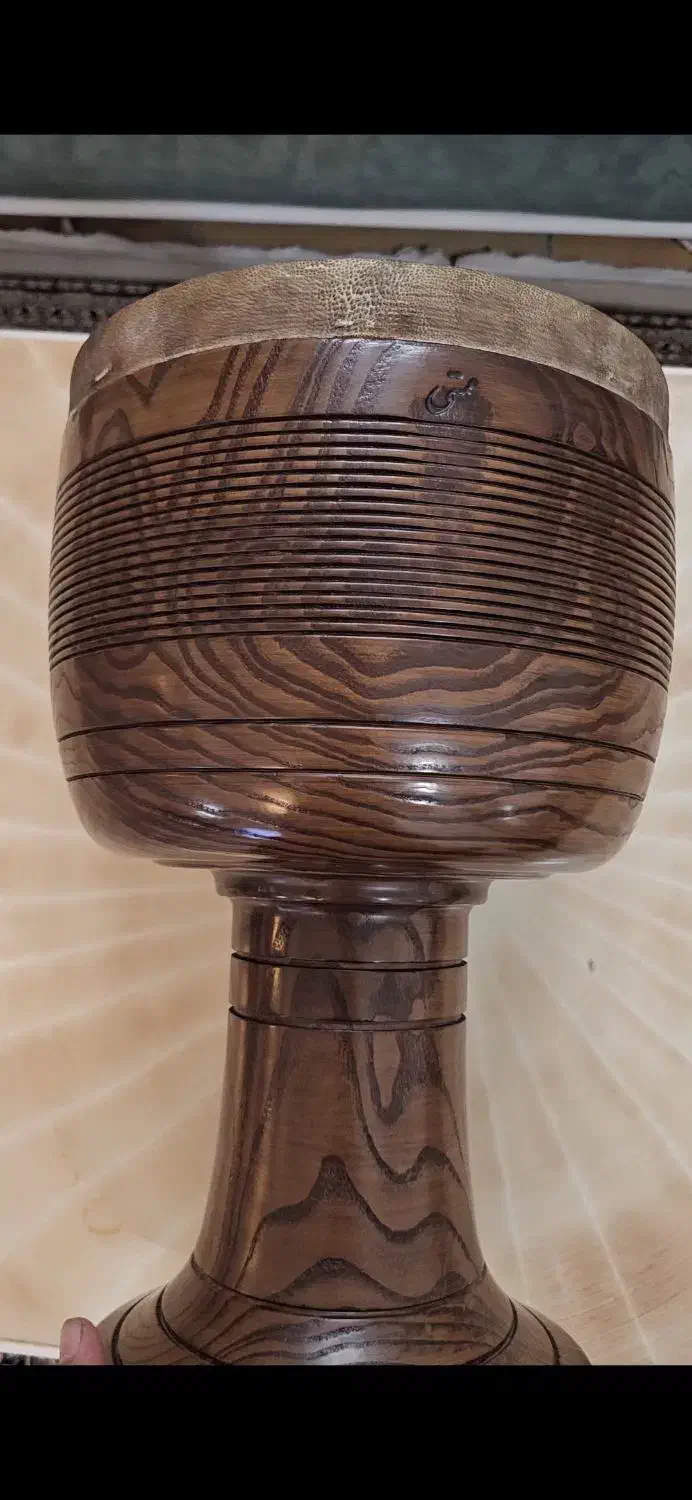 تمبک زبان گنجشک همتی|سازهای سنتی|آمل, |دیوار