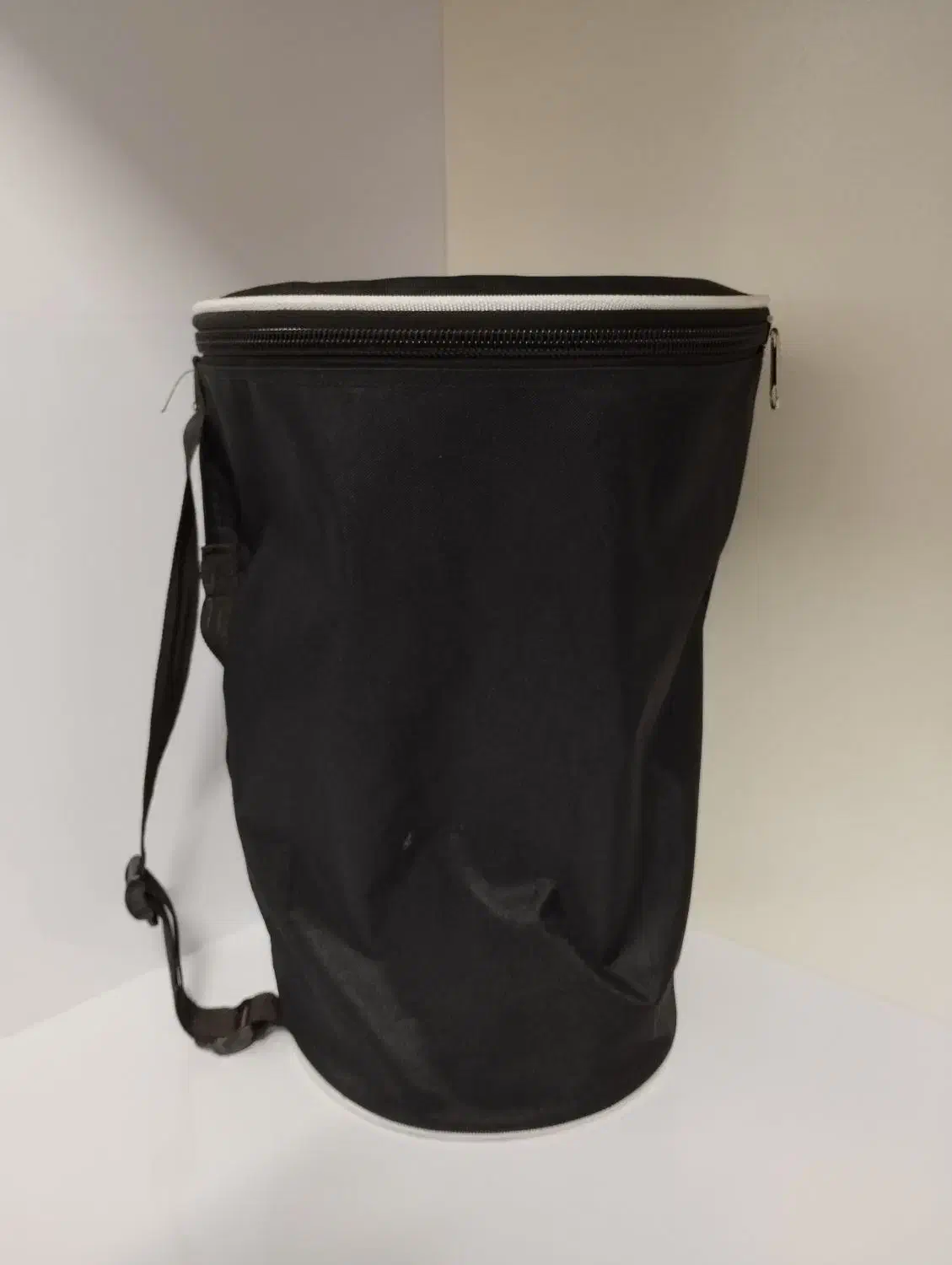 داربوکا|درام و پرکاشن|تربت‌حیدریه, آغوی|دیوار