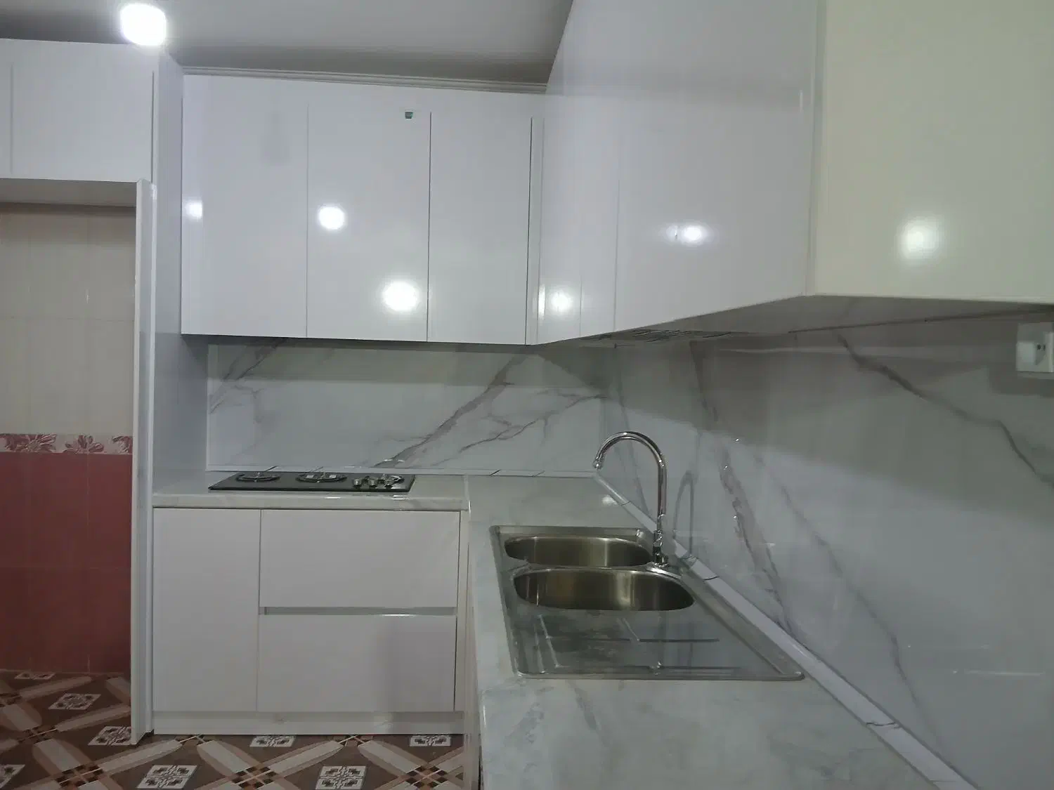 اجاره خانه ویلایی در روستای قلعه ایسین|اجارهٔ خانه و ویلا|بندرعباس, |دیوار